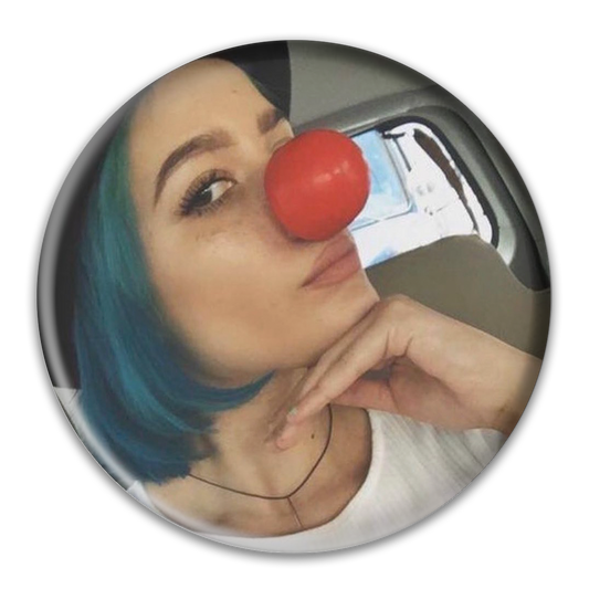 Clown-sey Button